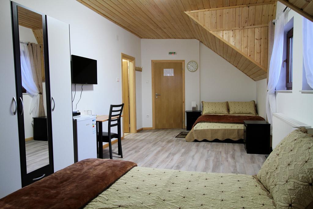 Guest House Good Night Donji Babin Potok Exterior foto