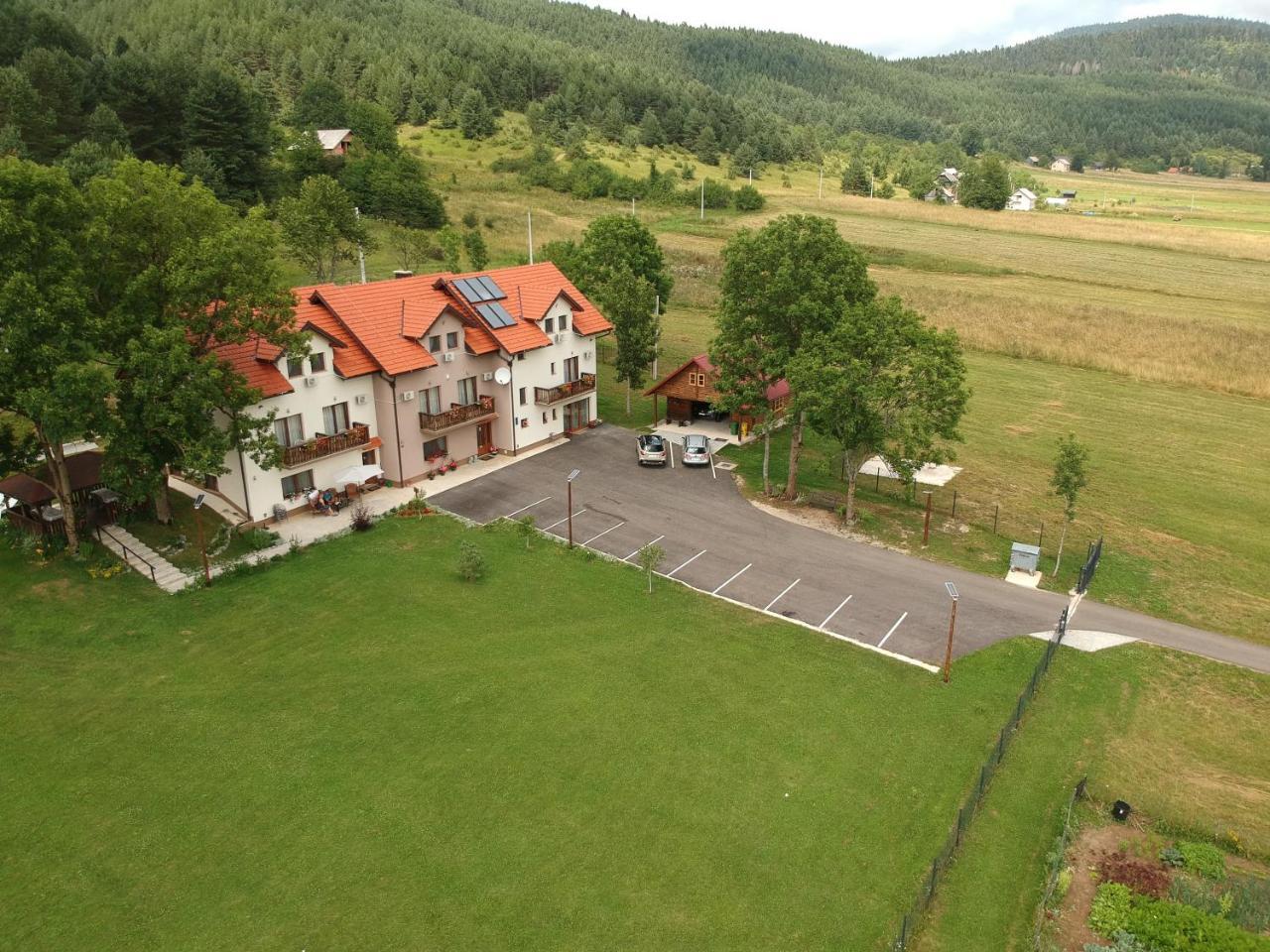 Guest House Good Night Donji Babin Potok Exterior foto